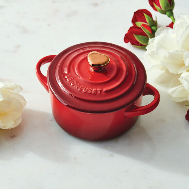 Mini Cocotte with Gold Heart Knob - Cerise